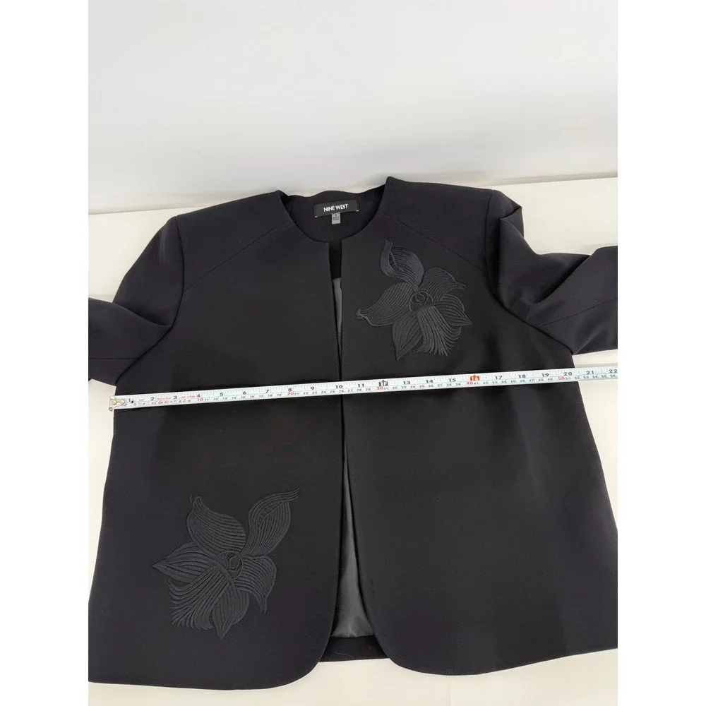 Nine West Womens Black Floral Applique Open Front Collarless Blazer Jacket‎ Sz 8